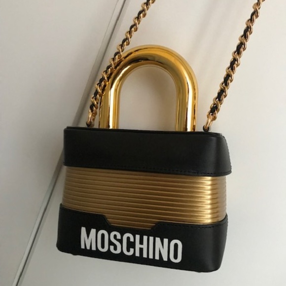 moschino lock purse